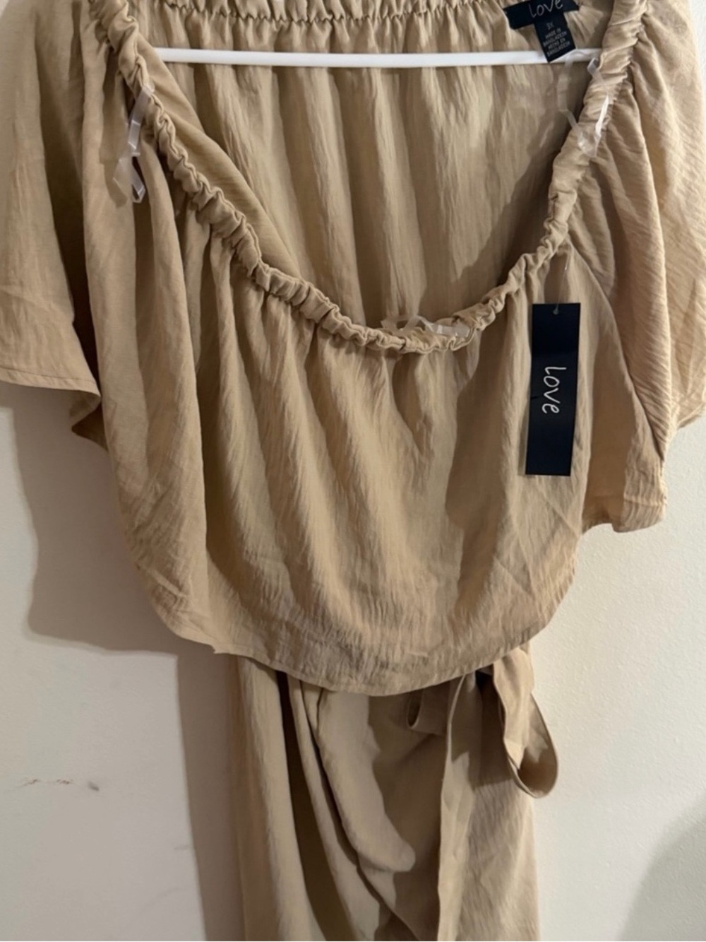 NWT Love Size 3x Beige Off-Shoulder Jumpsuit